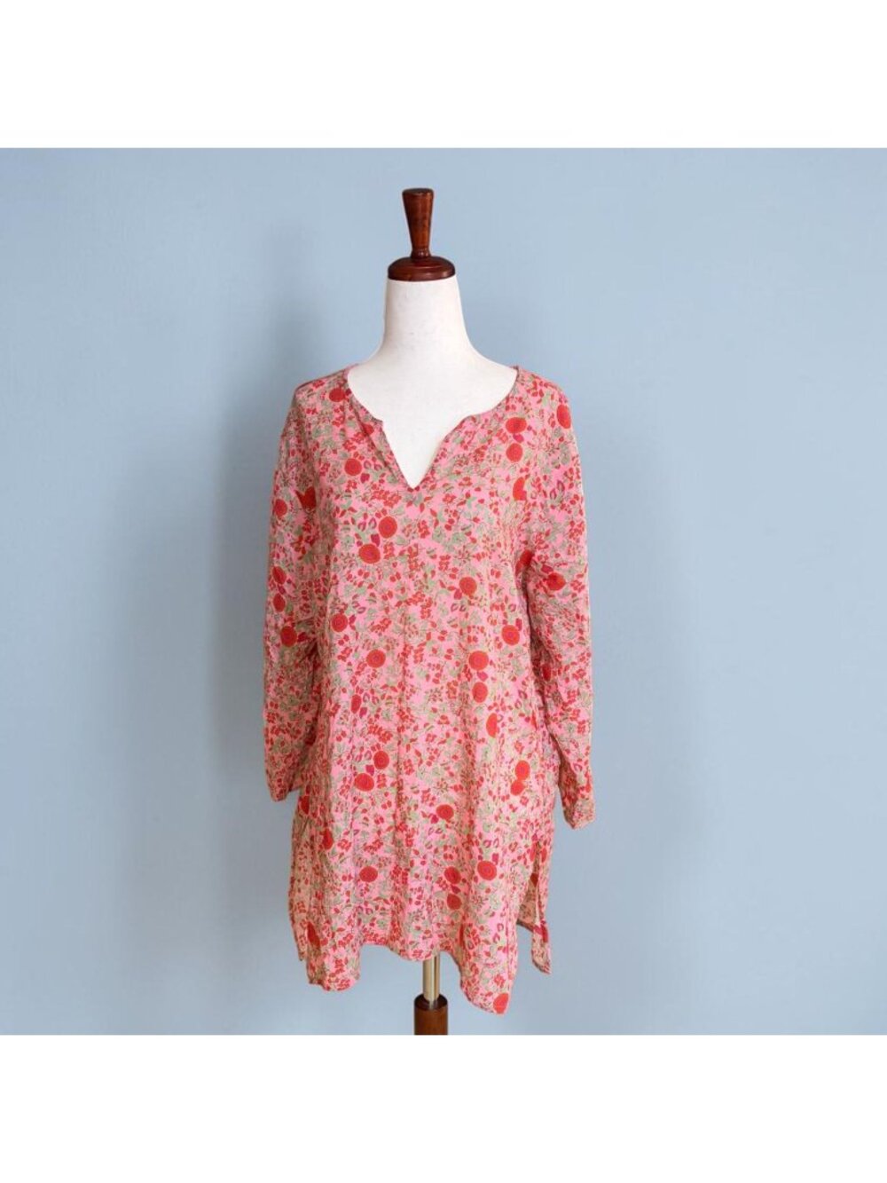 Roller Rabbit Rhody Kurta Tunic Top V-neck Size XL Pink Floral Cotton Beach
